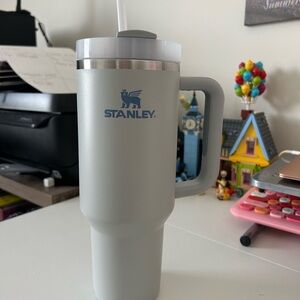 40 oz Stanley Gray Tumbler with Handle